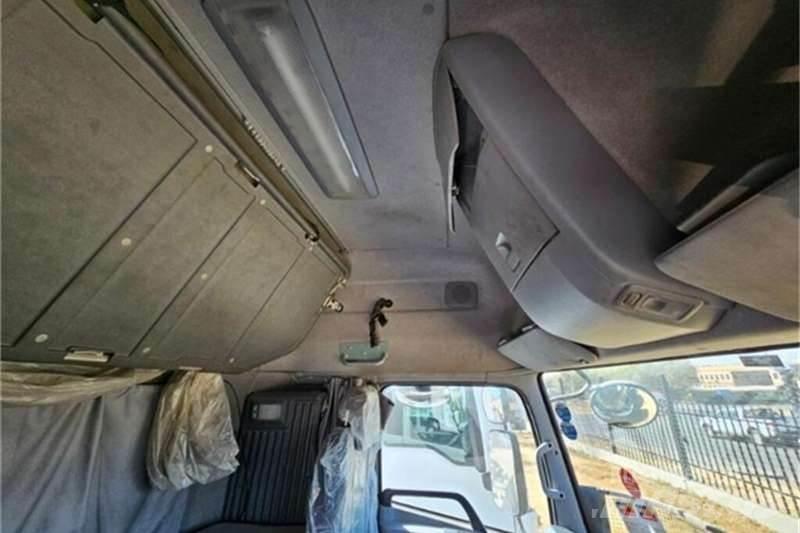 UD TRUCKS QUON Други