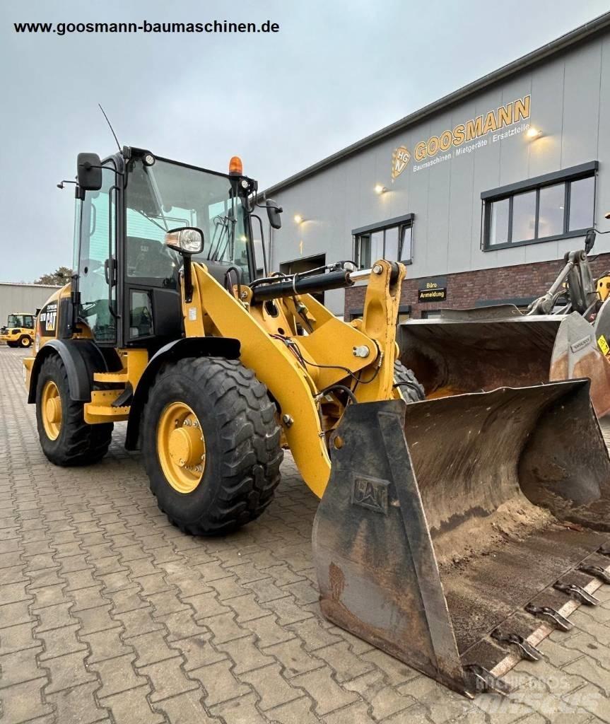 CAT 907 M Колесни товарачи
