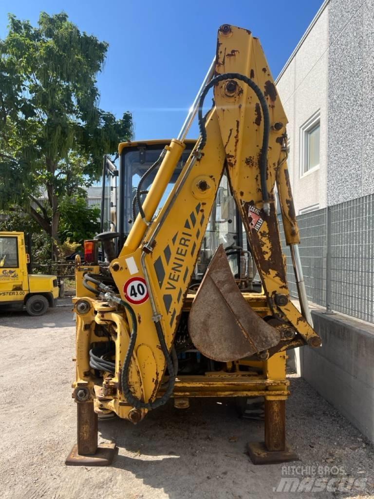 Venieri VF 7.23 B Товарач със заден ексватор