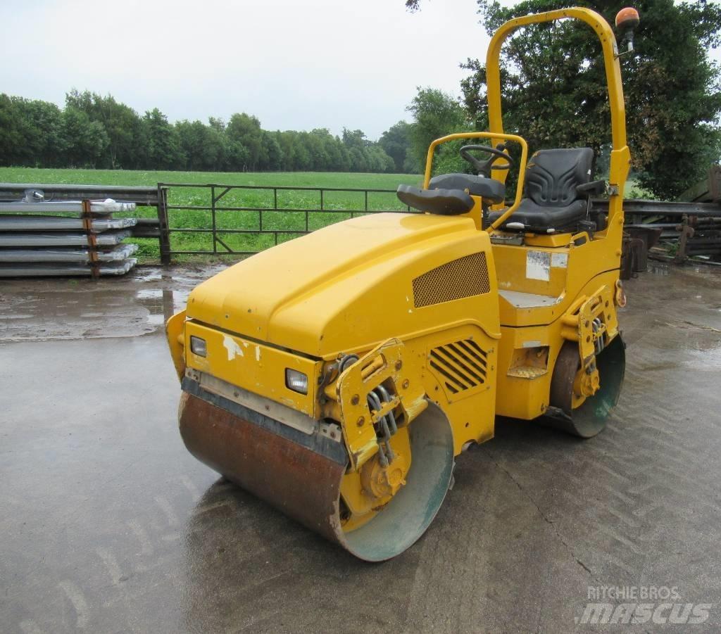 Bomag BW 120 AD-4 Двойни барабанни ролки
