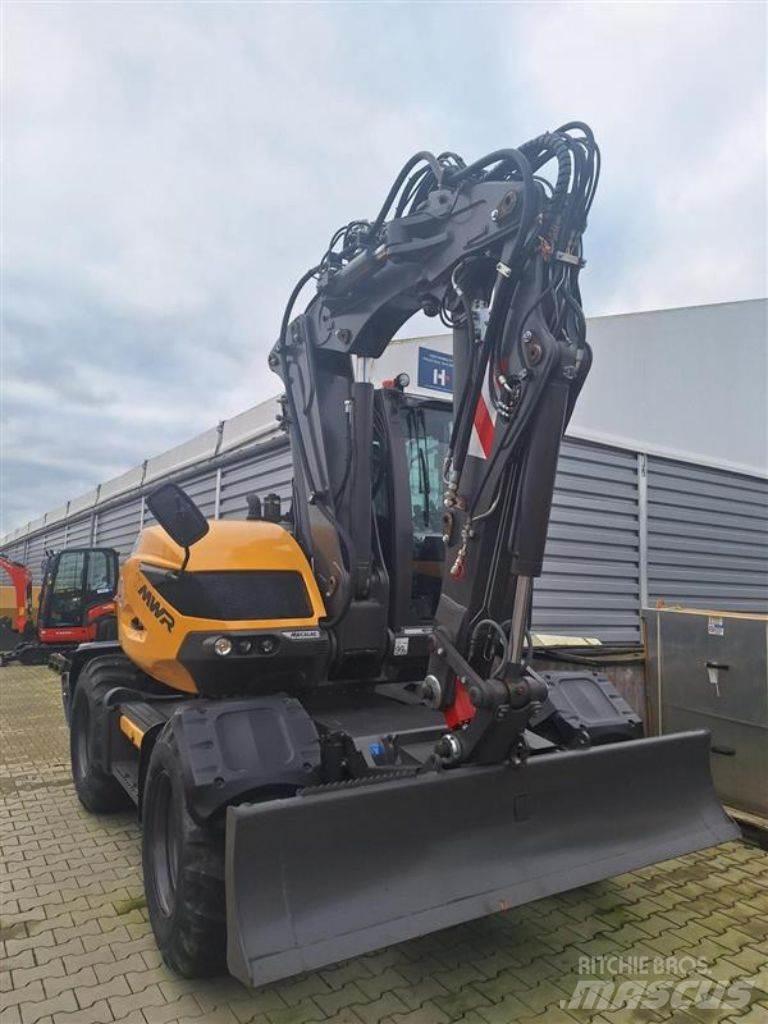 Mecalac 11 MWR Колесни екскаватори