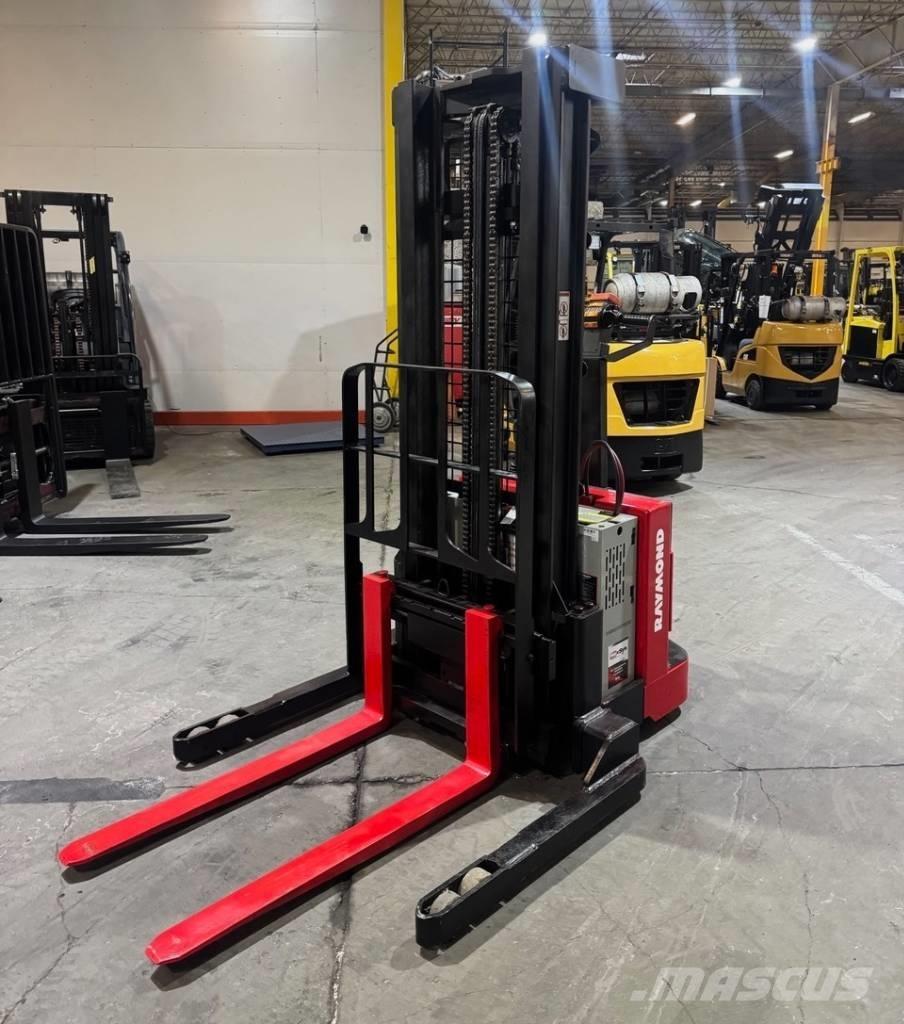 Raymond RSS40 Самоходни товарачи