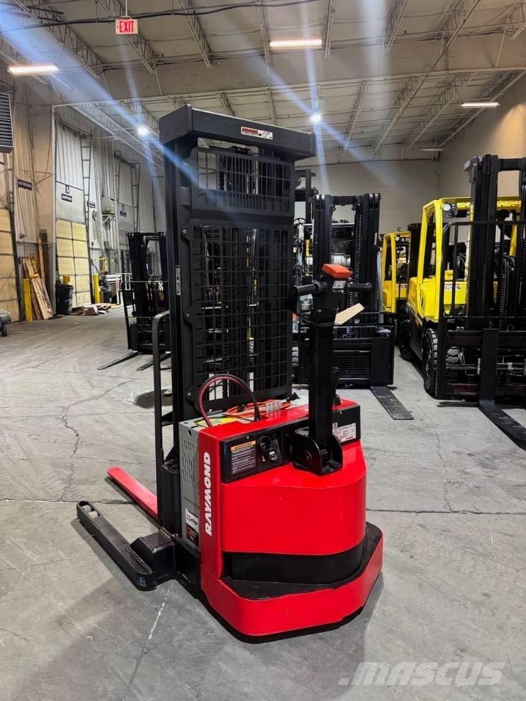 Raymond RSS40 Самоходни товарачи