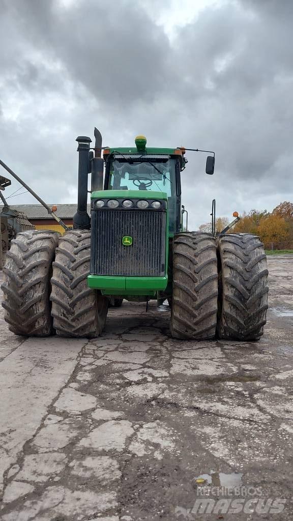 John Deere 9320 Трактори