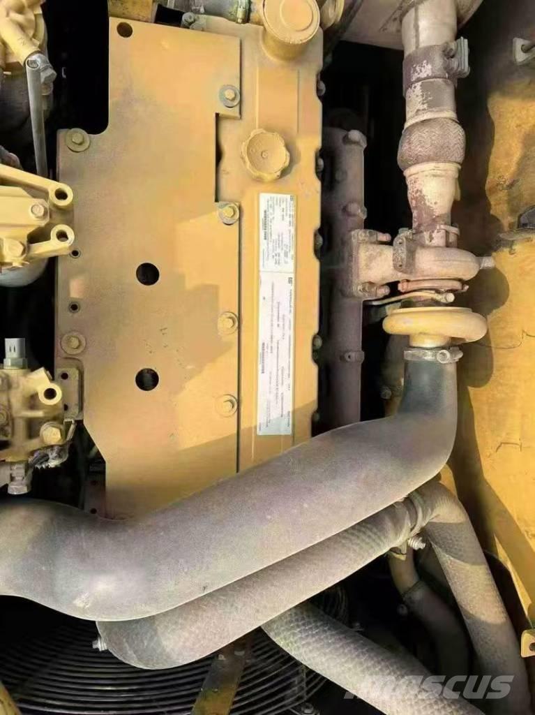 CAT 320 D L Верижен екскаватор