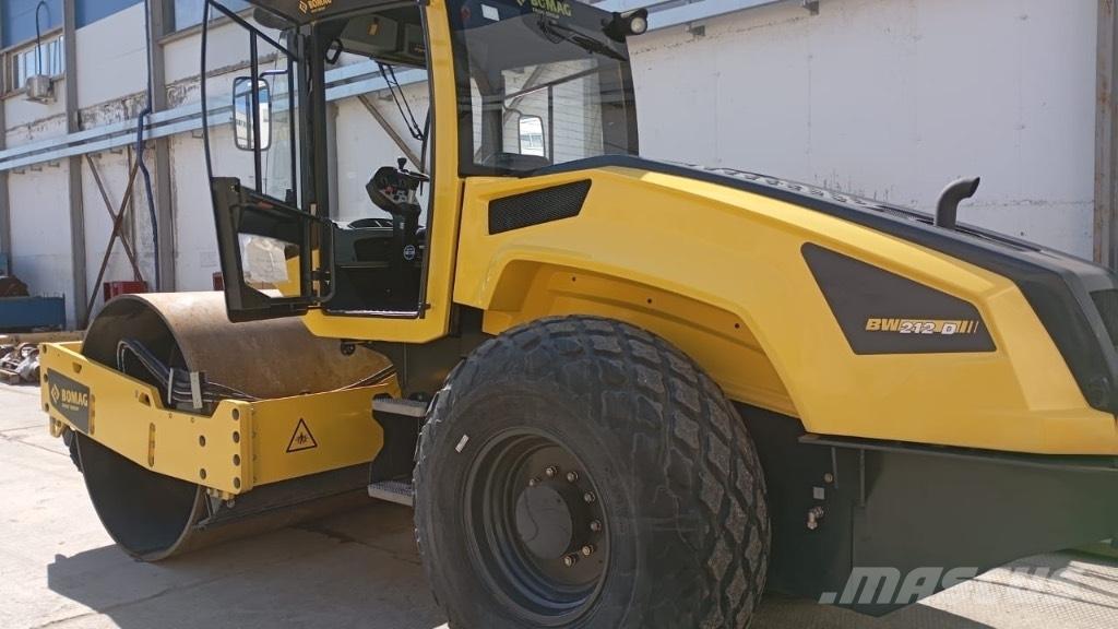 Bomag BW 212 D-5 SL Еднобарабанни ролки
