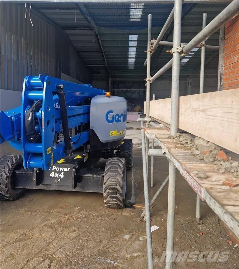 Genie Z 45/25 XC Съчленени стрелови подемници