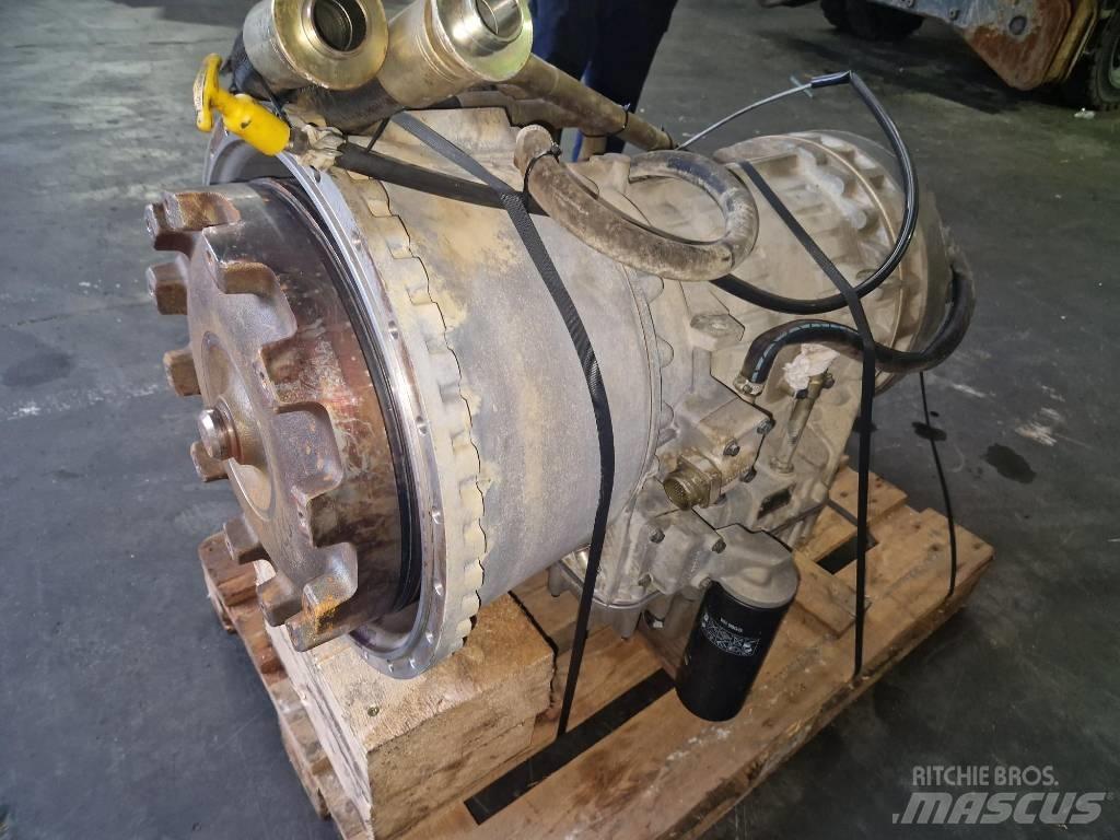 Volvo PT1560 Предаване