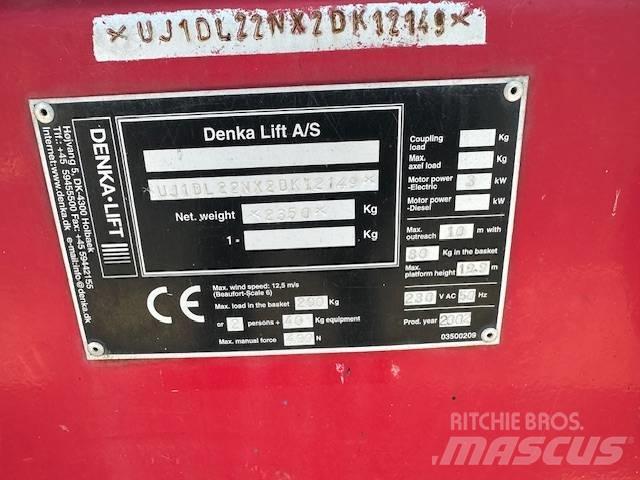 Denka-Lift DL 22 N Моторизирани платформи с ремарке
