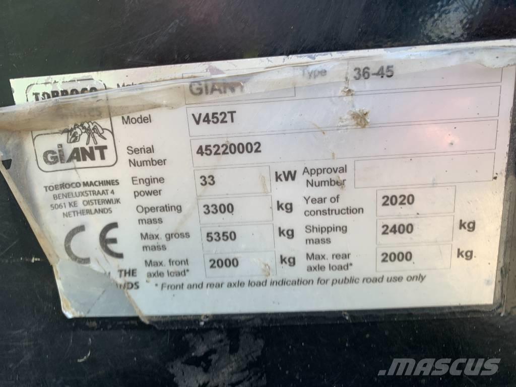 GiANT V 452 T Многофункционални товарачи