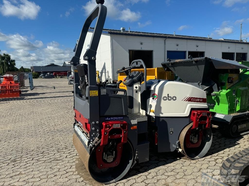 Dynapac CC 1100 Двойни барабанни ролки
