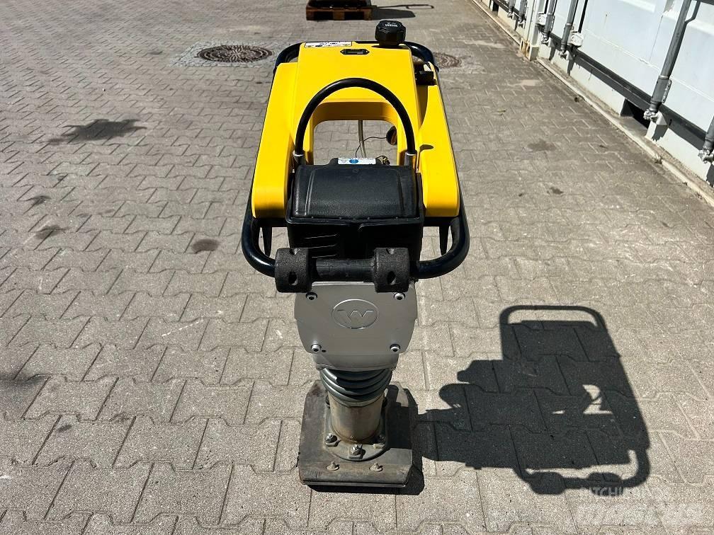 Wacker Neuson BS50-2 Пробки