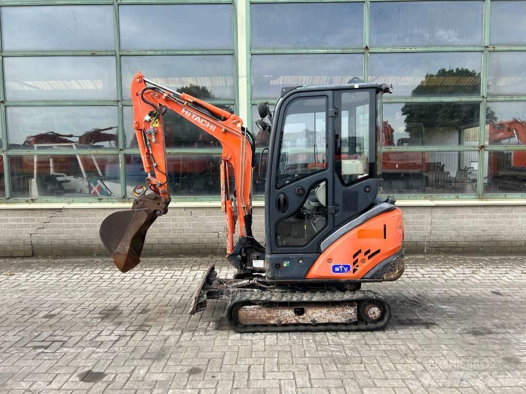 Hitachi ZX 18-3 CLR Мини екскаватори < 7 т