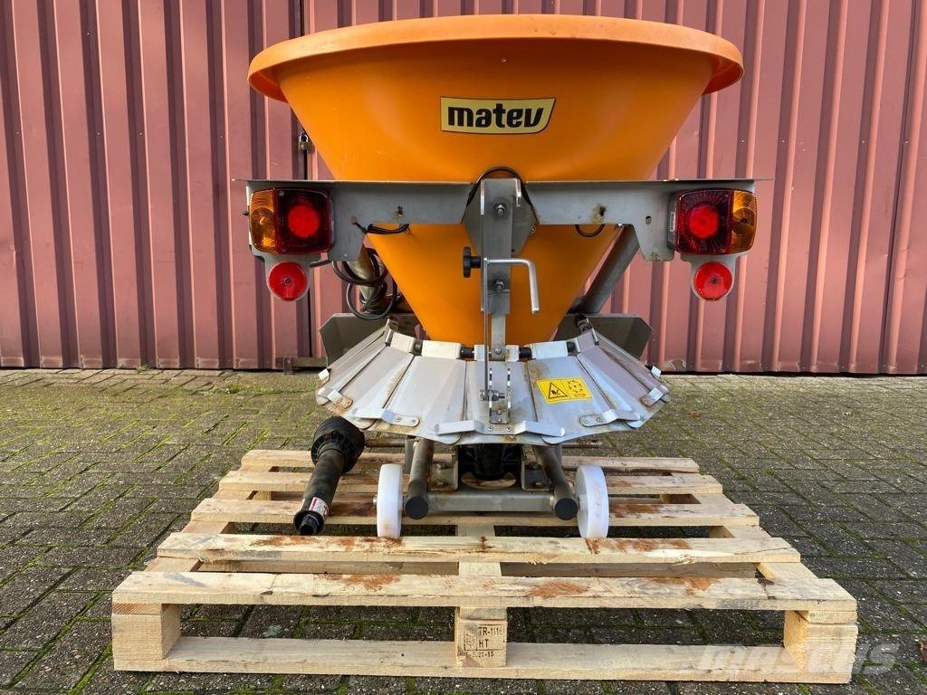Matev SPR-H/M 125 Прикачно оборудване за компактен трактор