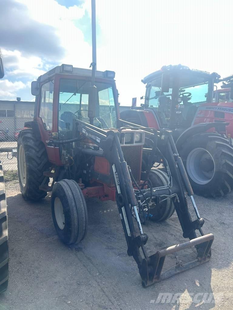 International 685 XL Трактори