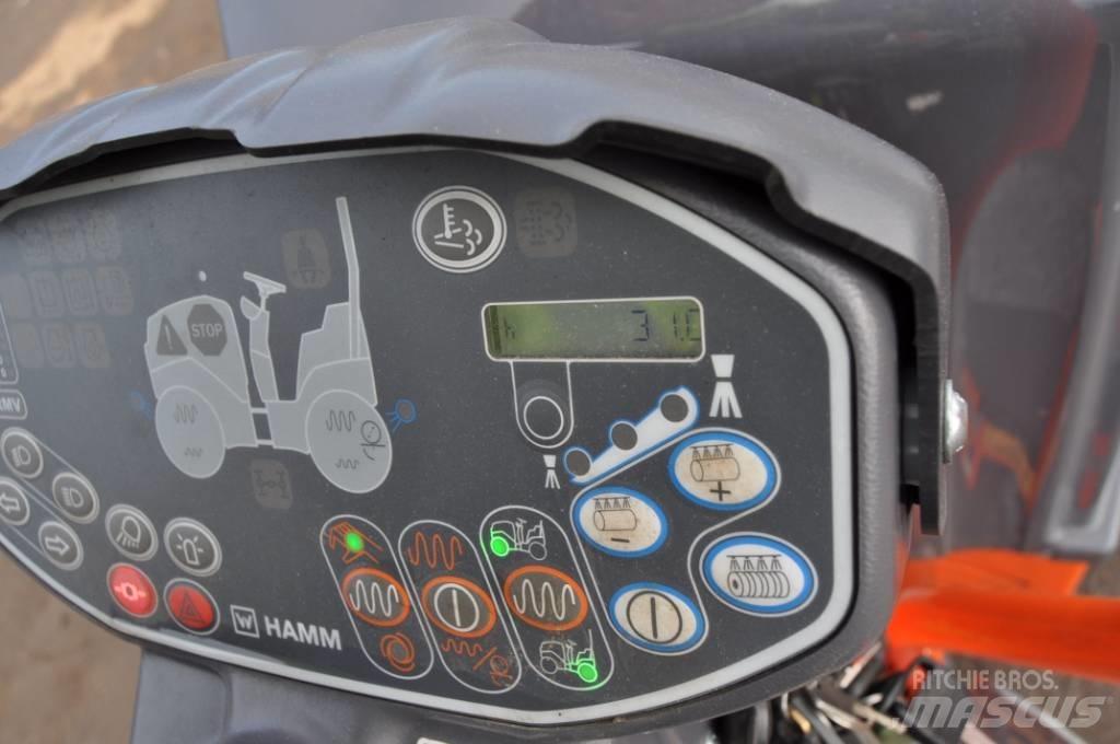 Hamm HD 10 C VV Двойни барабанни ролки

