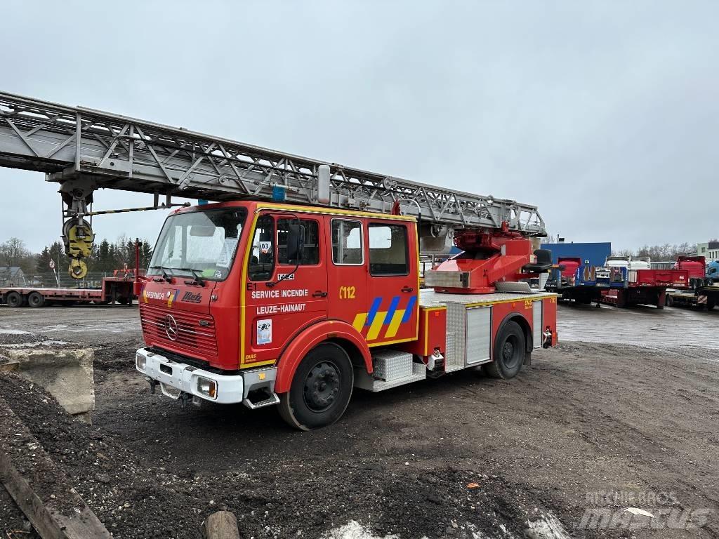 Mercedes-Benz 1424F Пожарни камиони
