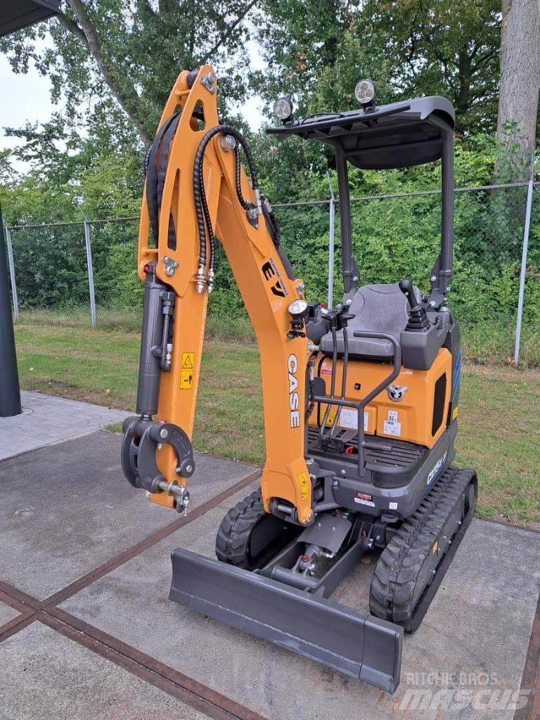 CASE CX15EV Мини екскаватори < 7 т
