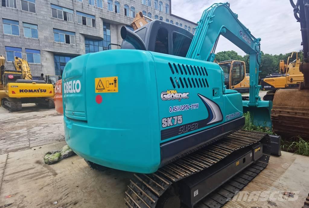 Kobelco SK 75 Средни екскаватори 7т - 12т