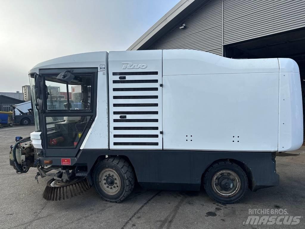 Ravo 530ST Автоматични метачки с четки