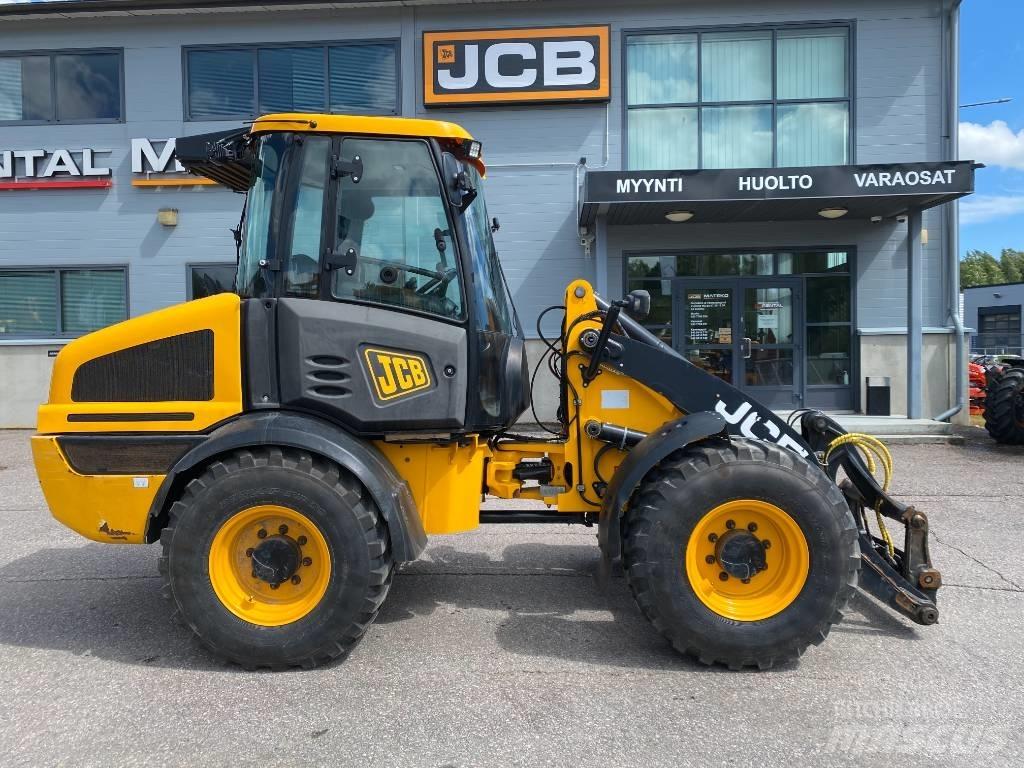 JCB 409 T4 Колесни товарачи
