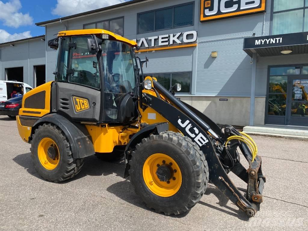 JCB 409 T4 Колесни товарачи