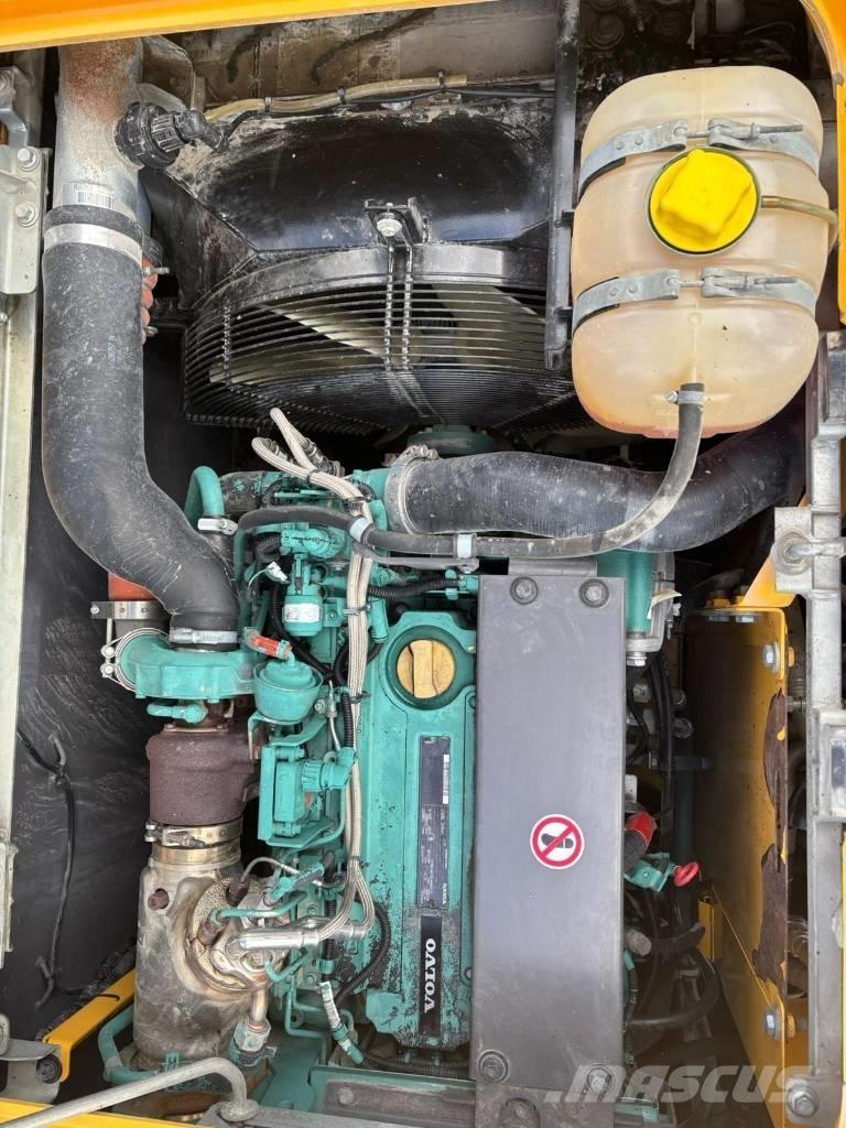 Volvo EW 140 D Колесни екскаватори