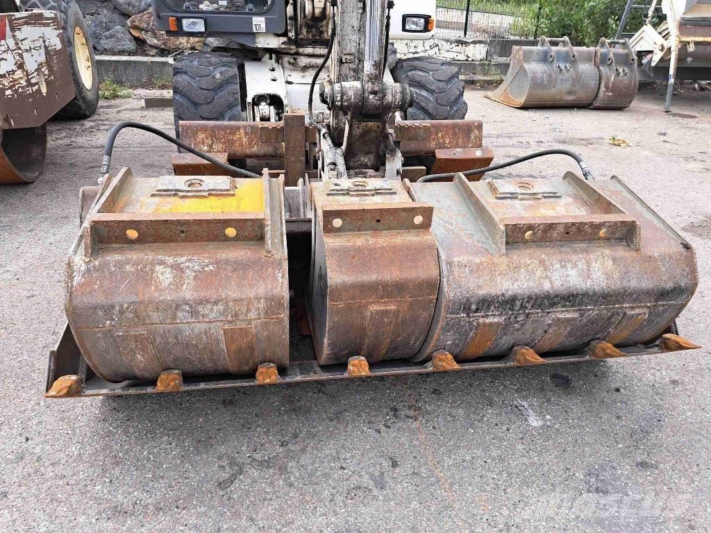 Mecalac 12 MTX Колесни екскаватори