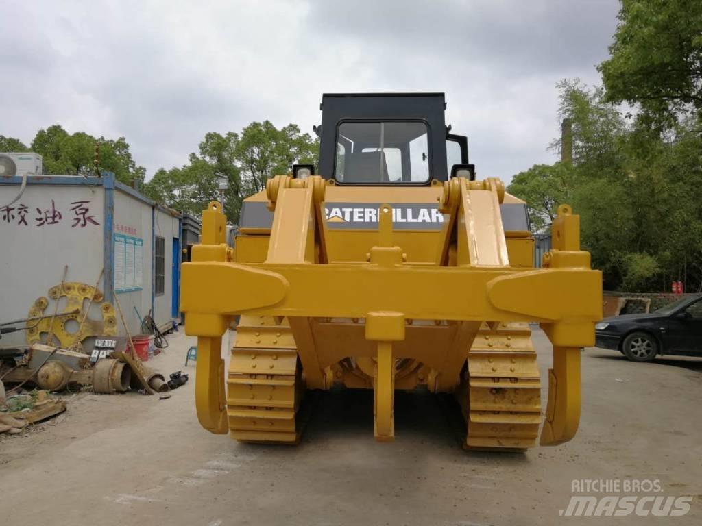 CAT D 7 R Верижни булдозери
