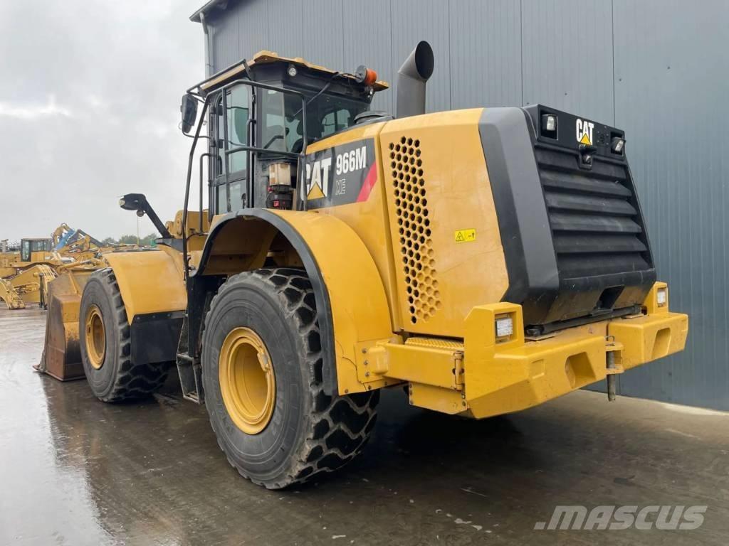 CAT 966M XE Колесни товарачи