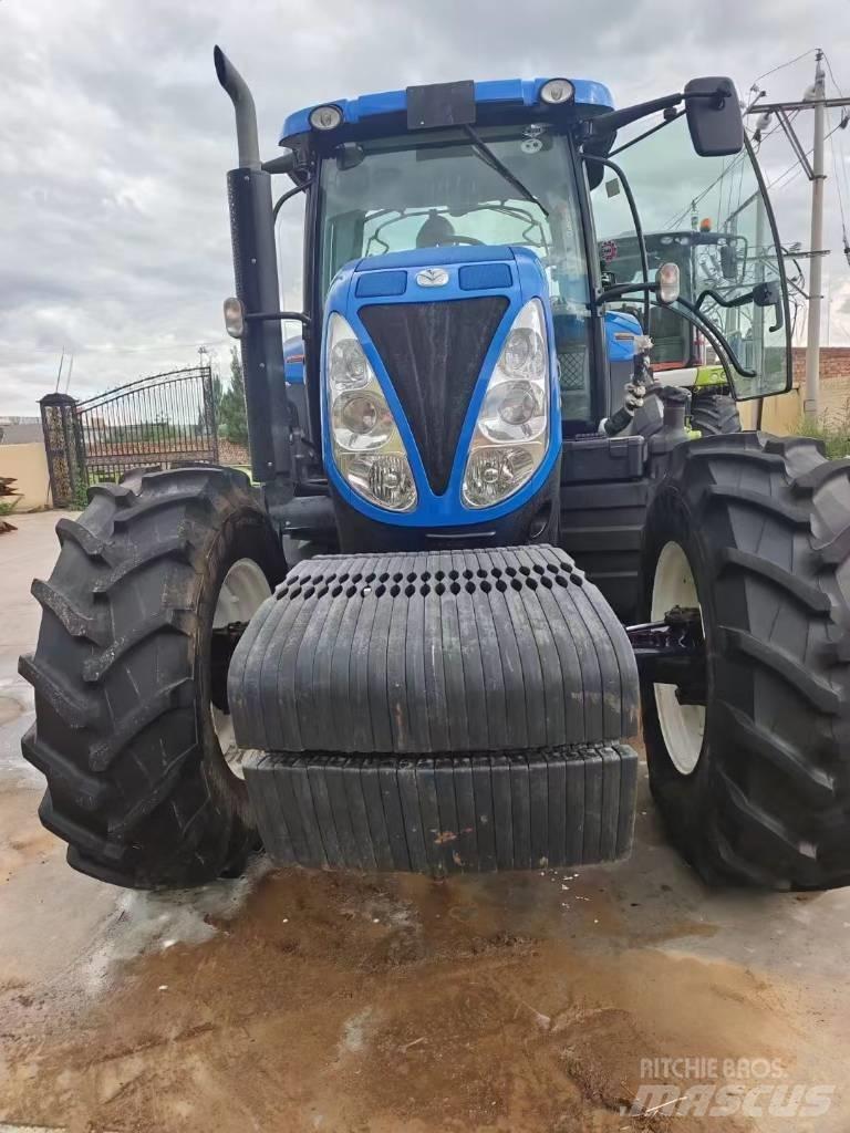 New Holland T1654 Трактори