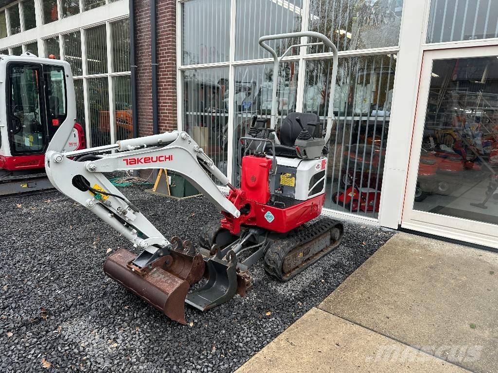 Takeuchi TB 210 R Мини екскаватори < 7 т