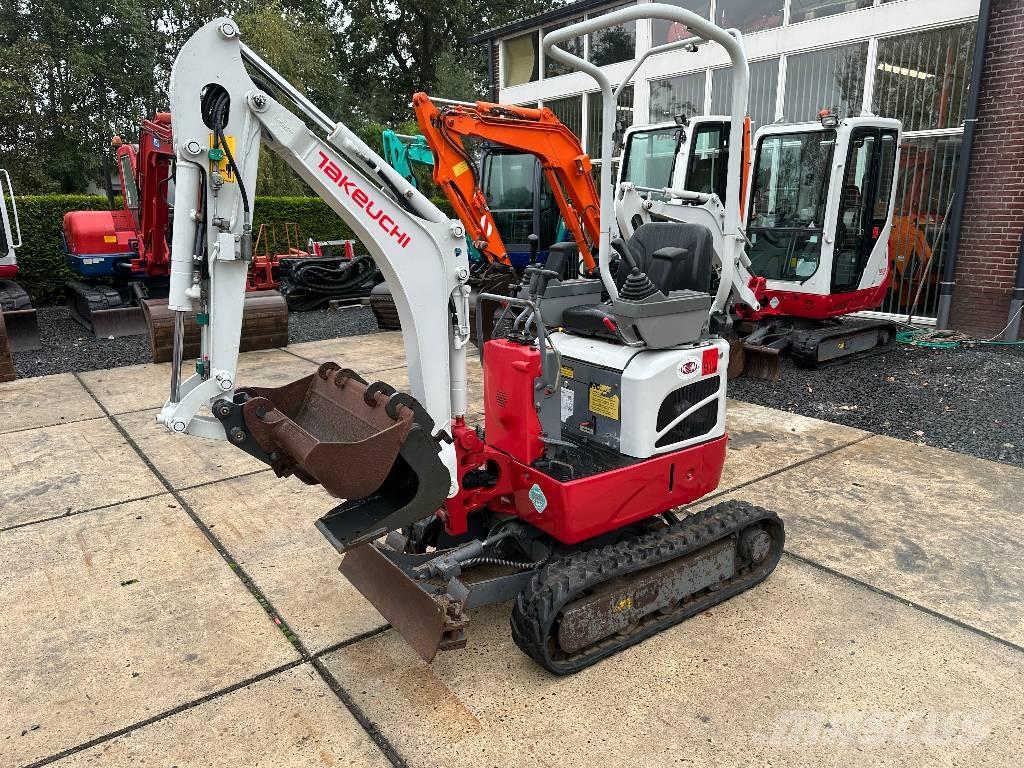 Takeuchi TB 210 R Мини екскаватори < 7 т