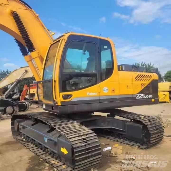 Hyundai 225 Верижен екскаватор