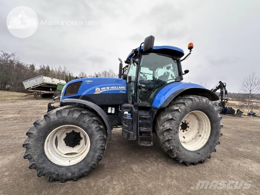 New Holland T 7.185 Трактори