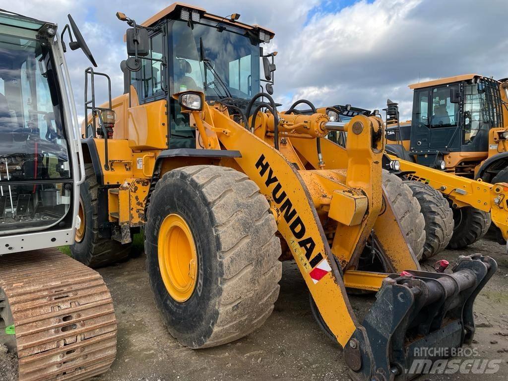 Hyundai HL 960 Колесни товарачи