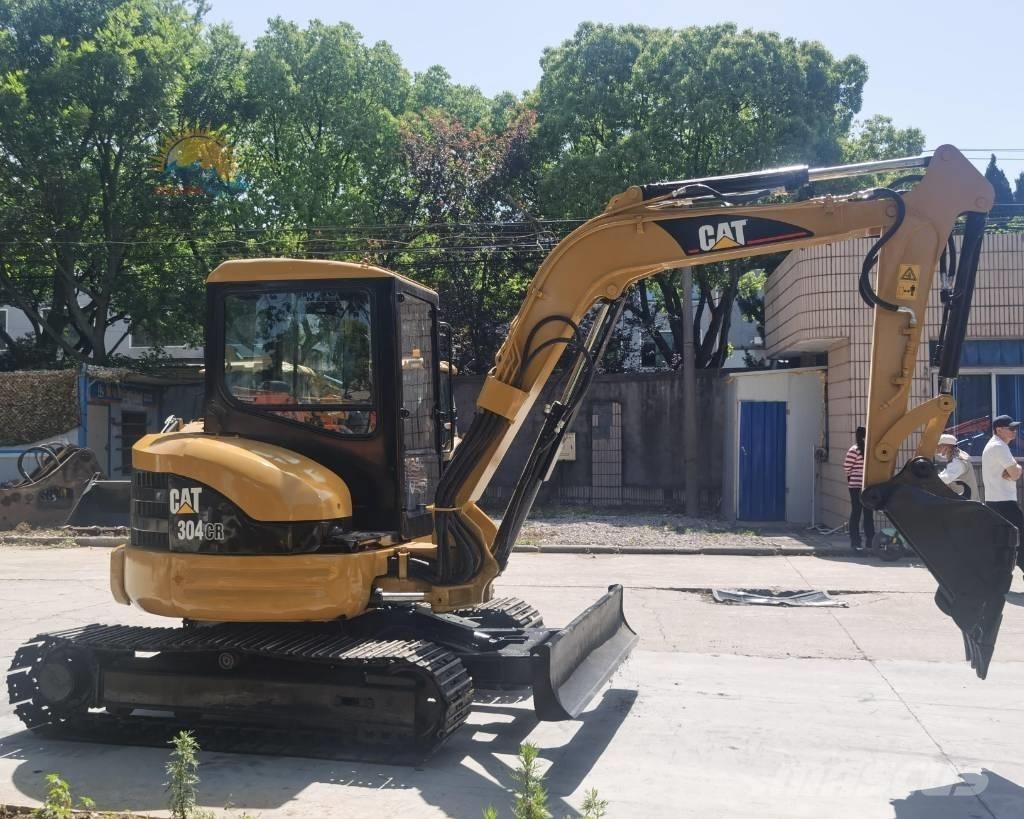 CAT 304 CR Мини екскаватори < 7 т