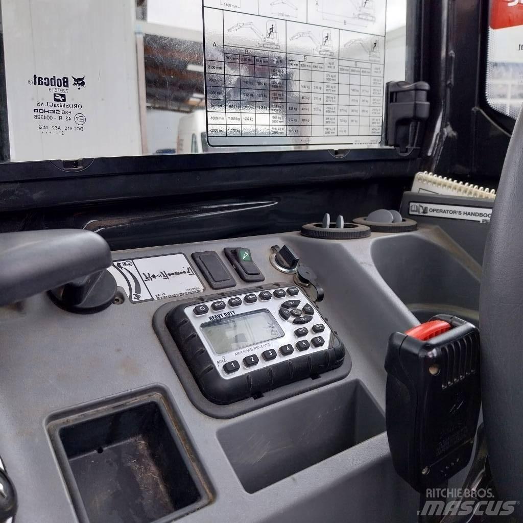 Bobcat E27z Kabine Мини екскаватори < 7 т