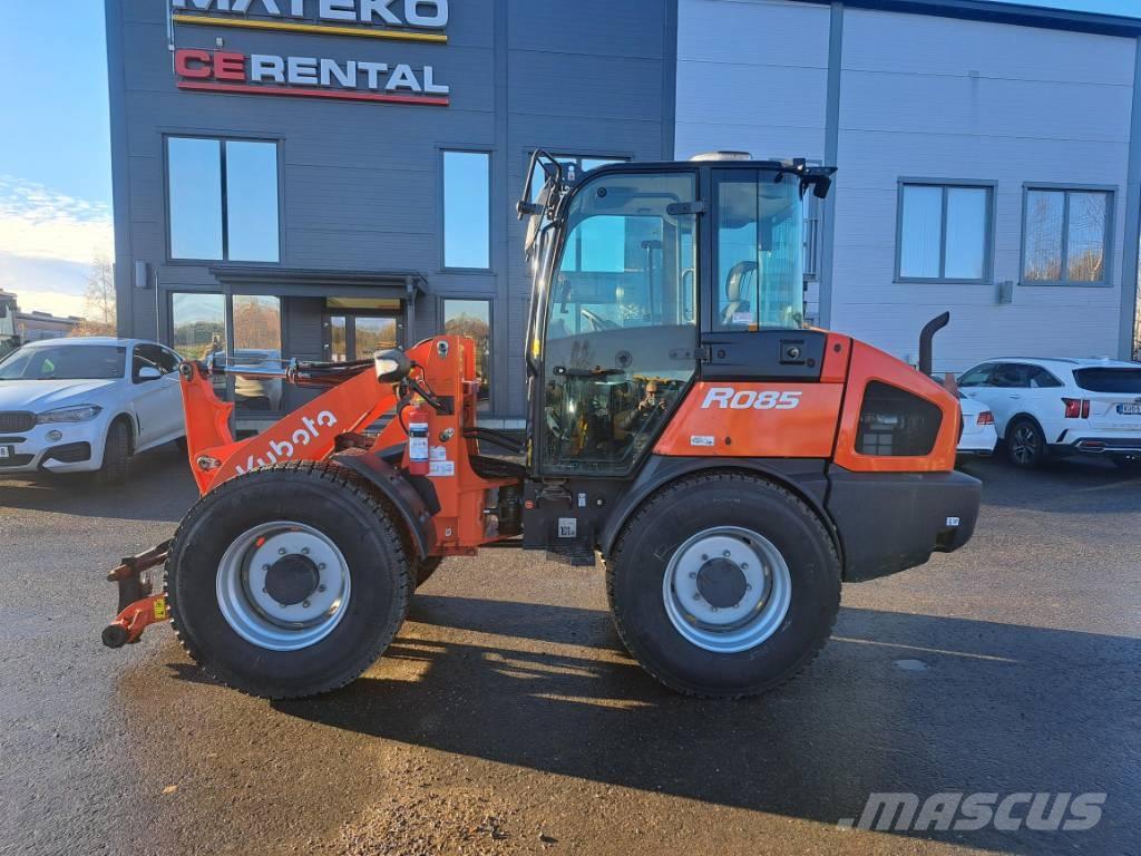 Kubota R 085 Колесни товарачи