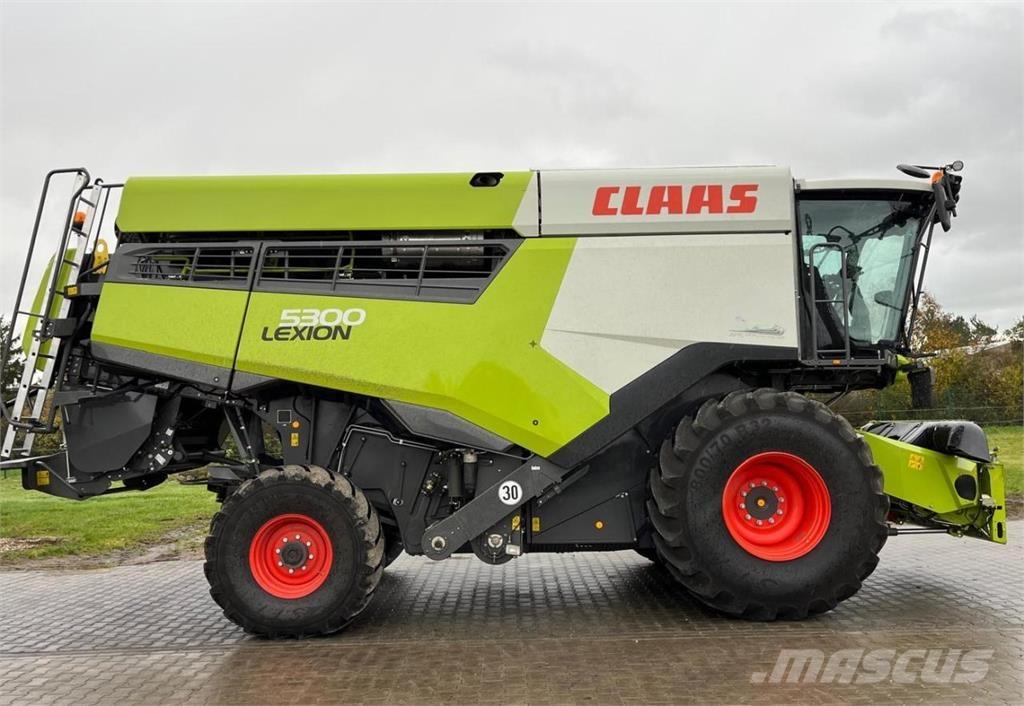 CLAAS Lexion 5300 Комбайни