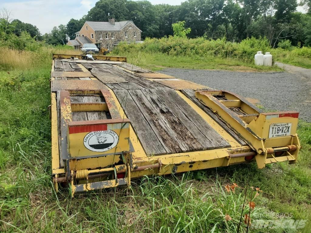 Eager Beaver 20TON Ремаркета за превоз на автомобили
