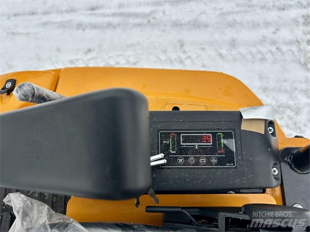 JPC HT18 KATOS Мини екскаватори < 7 т