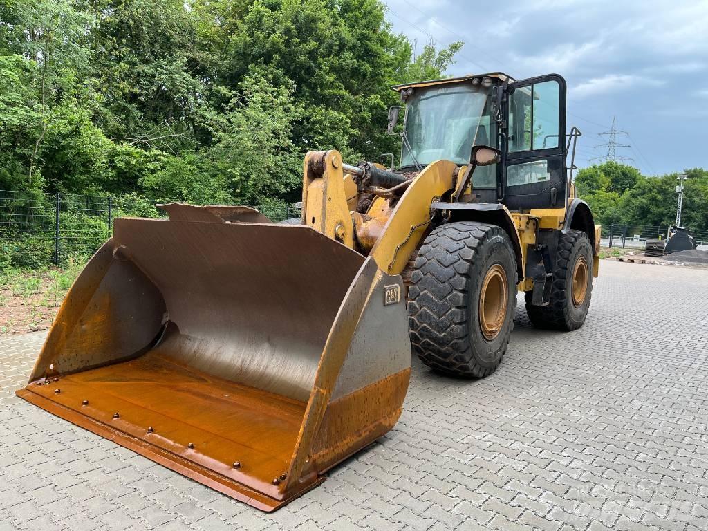 CAT 962 M Колесни товарачи