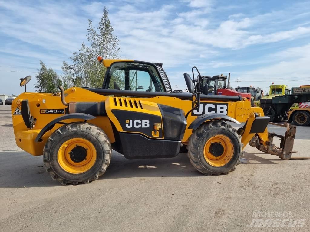 JCB 540-140 Hi Viz Телескопични товарачи