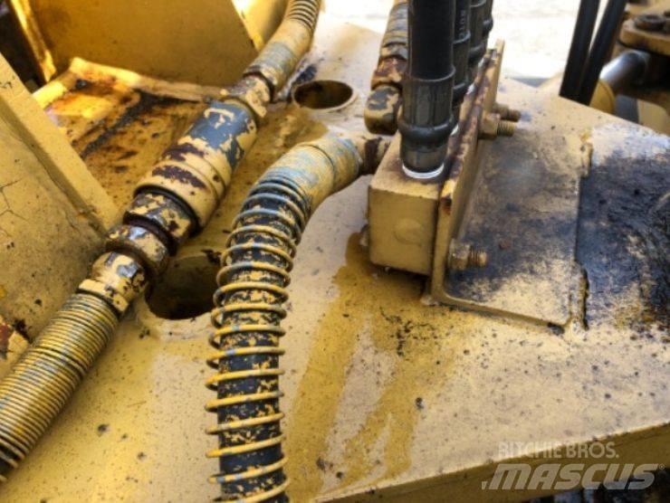 CAT 950BZ Верижни булдозери
