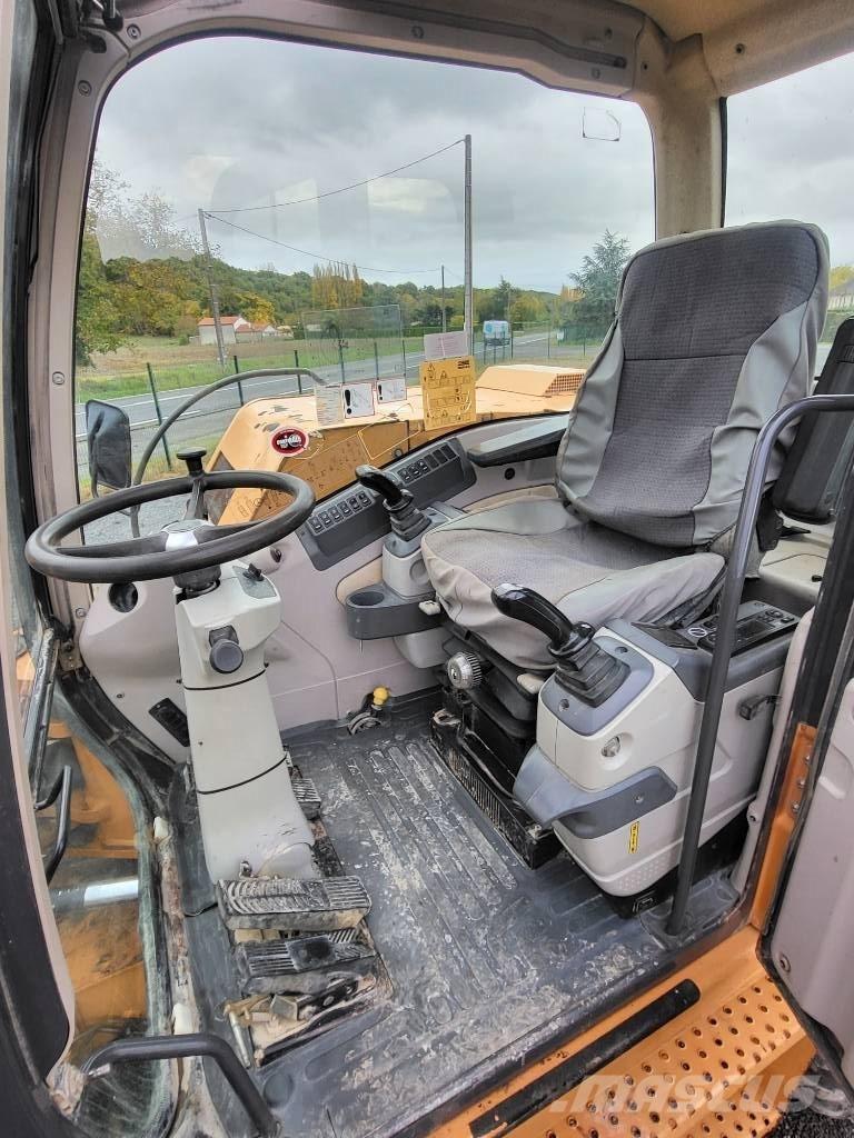 CASE WX 125 Колесни екскаватори