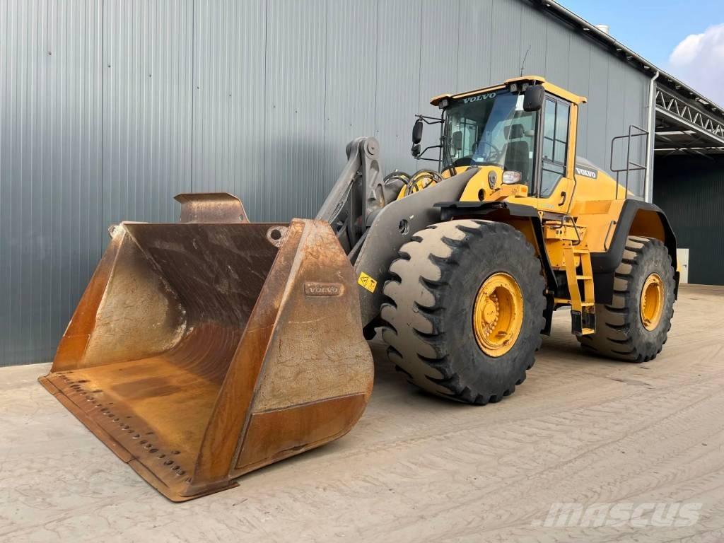 Volvo L220H Колесни товарачи
