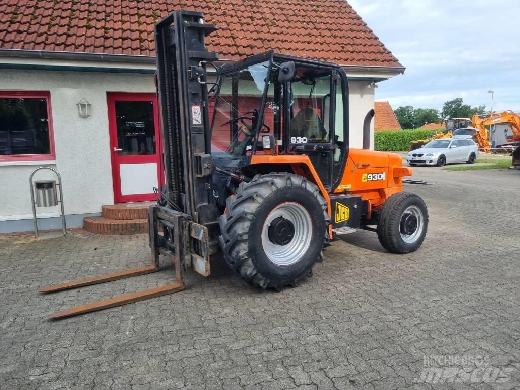 JCB 930-4 Камиони за херавни местности