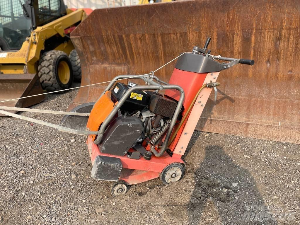 Husqvarna FS413 Бетоно/варо бъркачки