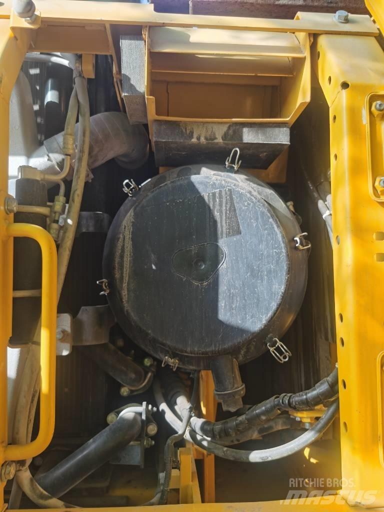Komatsu PC 460-8 Верижен екскаватор
